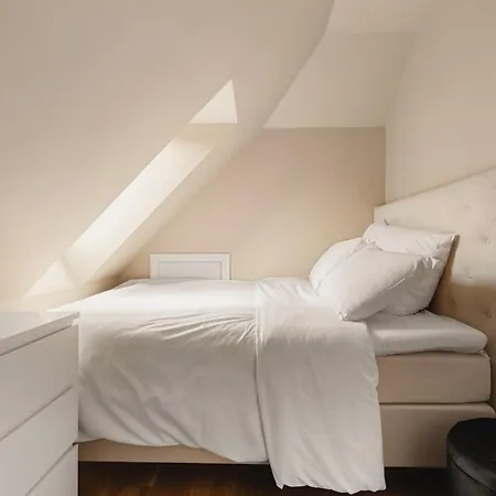 Modern On Bryggen Walking Distance To Everything! דירה