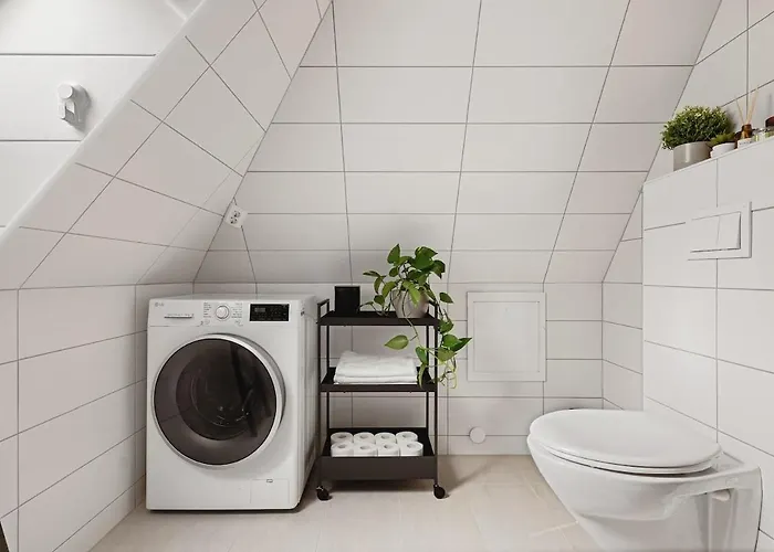 Modern On Bryggen Walking Distance To Everything!